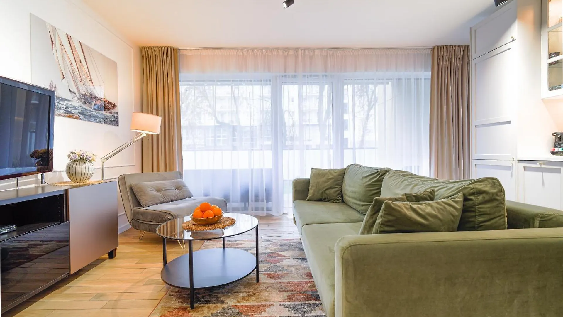 Lulu Apartments - Pod Masztami - Apartament Dwupokojowy - Basen Silownia Parking Kolobrzeg Poland